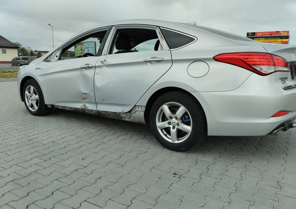 Hyundai i40 cena 20500 przebieg: 209000, rok produkcji 2013 z Zbąszyń małe 172